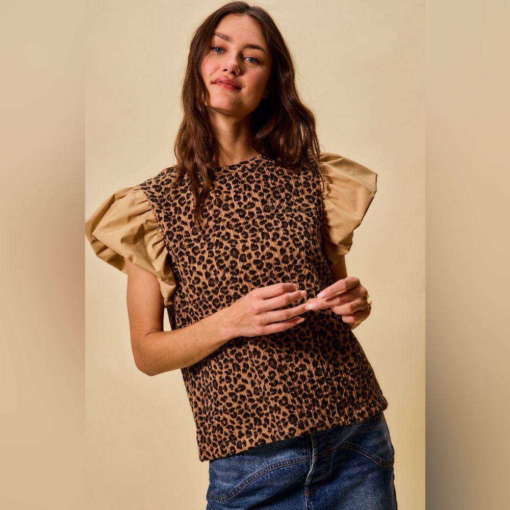 SO ME Leopard Pointelle Knit Top with Puff Sleeves